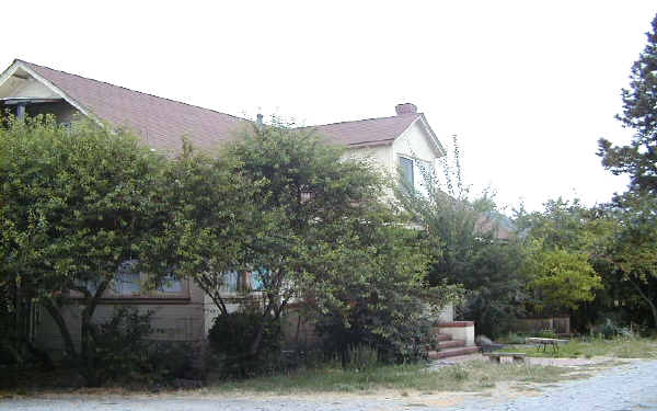 395-399 E Cotati Ave in Cotati, CA - Building Photo