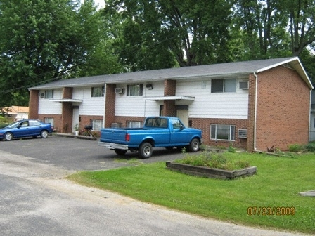 215 Garfield St in Georgetown, IL - Building Photo