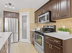 273 McConachie Dr NW in Edmonton, AB - Building Photo - Building Photo