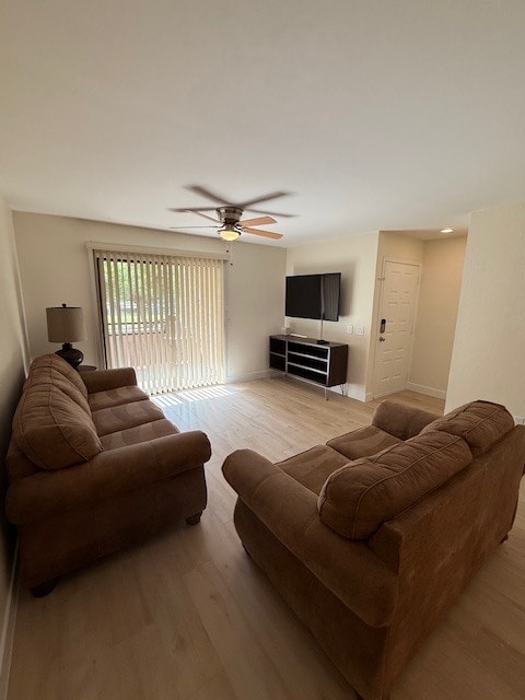 property at 2146 W Isabella Ave