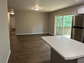 815 Roy Edwards Ln in Mars Hill, NC - Building Photo - Building Photo