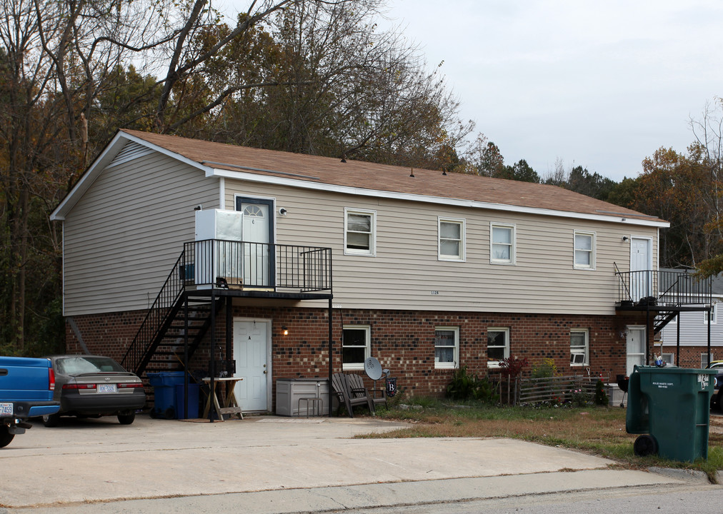 1128 Hearthside St in Durham, NC - Building Photo