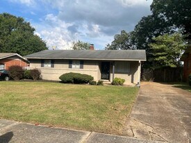 236 Melita Rd in Memphis, TN - Building Photo