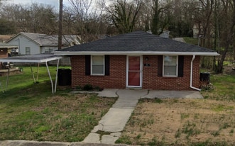 303 Branham Ave SW in Rome, GA - Building Photo