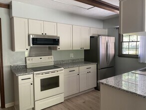 12438 Largo Dr in Savannah, GA - Building Photo - Building Photo