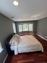 5 Sunny Line Dr in Riverhead, NY - Building Photo - Building Photo