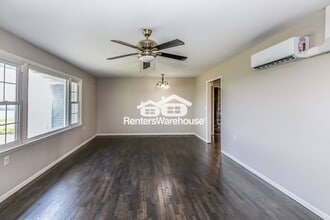 8744 Bruns Rd in Richmond, MO - Building Photo - Building Photo