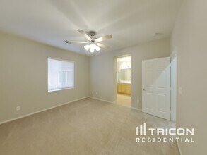 9273 Grassy Weep Ct in Las Vegas, NV - Building Photo - Building Photo