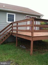209 Lakeside Dr in Stephens City, VA - Building Photo - Building Photo