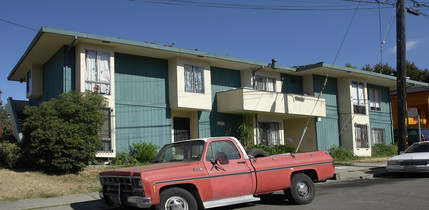 2711 26th St in Oakland, CA - Foto de edificio - Building Photo