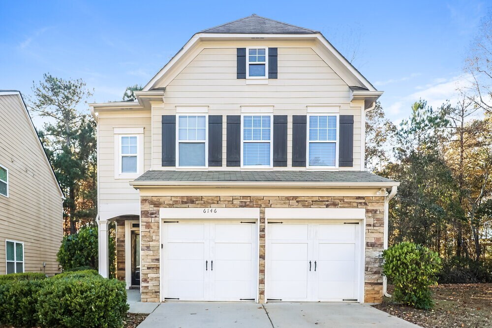 6146 Allpoint Way in Fairburn, GA - Building Photo