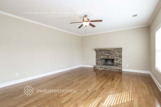 9435 Dunhill Way in Cumming, GA - Foto de edificio - Building Photo