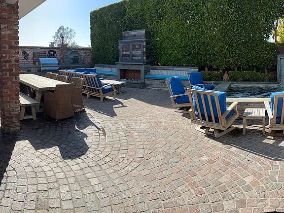 525 15th St in Manhattan Beach, CA - Building Photo - Building Photo