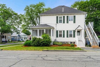 66 Lawrence St, Unit 2 in Danvers, MA - Building Photo - Building Photo