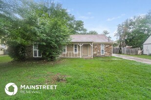 4405 Indian Trail Dr in Memphis, TN - Building Photo