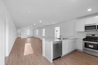 19428 Villa Mesa Dr in Roman Forest, TX - Building Photo - Building Photo