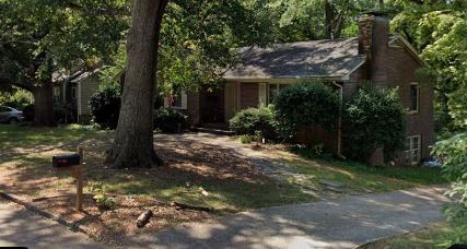 221 Mimosa Dr in Decatur, GA - Building Photo