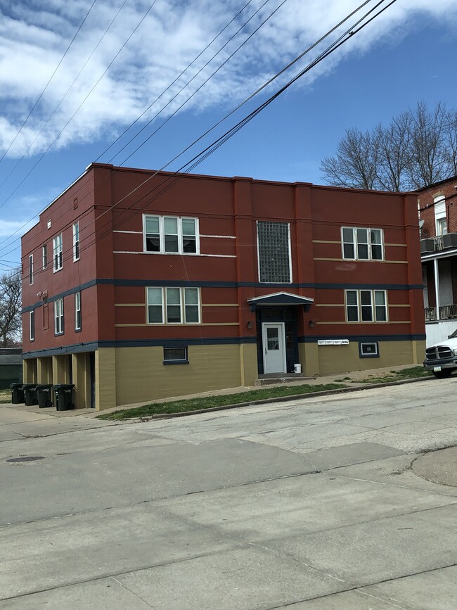 509 11th St, Unit 3 in Fort Madison, IA - Foto de edificio - Building Photo