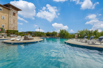 6500 Champion Grandview Way in Austin, TX - Building Photo - Building Photo