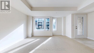 40 Ingersoll Ln in Richmond Hill, ON - Building Photo - Building Photo