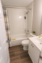 Grove Apartments in Dyersburg, TN - Building Photo - Building Photo