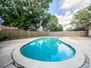 6726 Grant Dr in Richmond, TX - Building Photo - Building Photo