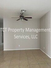 4059 S Vineyard Ave in Gilbert, AZ - Building Photo - Building Photo