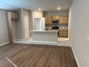 9033 Washita Crk Dr in Oklahoma City, OK - Building Photo - Building Photo