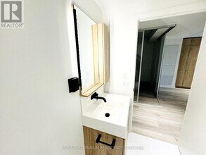 117 Broadway Ave in Toronto, ON - Building Photo - Building Photo