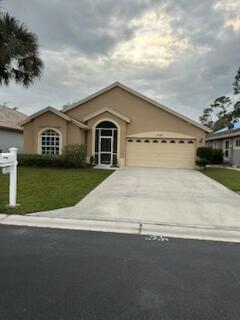 1496 Lake Breeze Dr in Wellington, FL - Foto de edificio