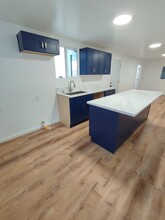 2106 E 89th St in Los Angeles, CA - Building Photo - Building Photo