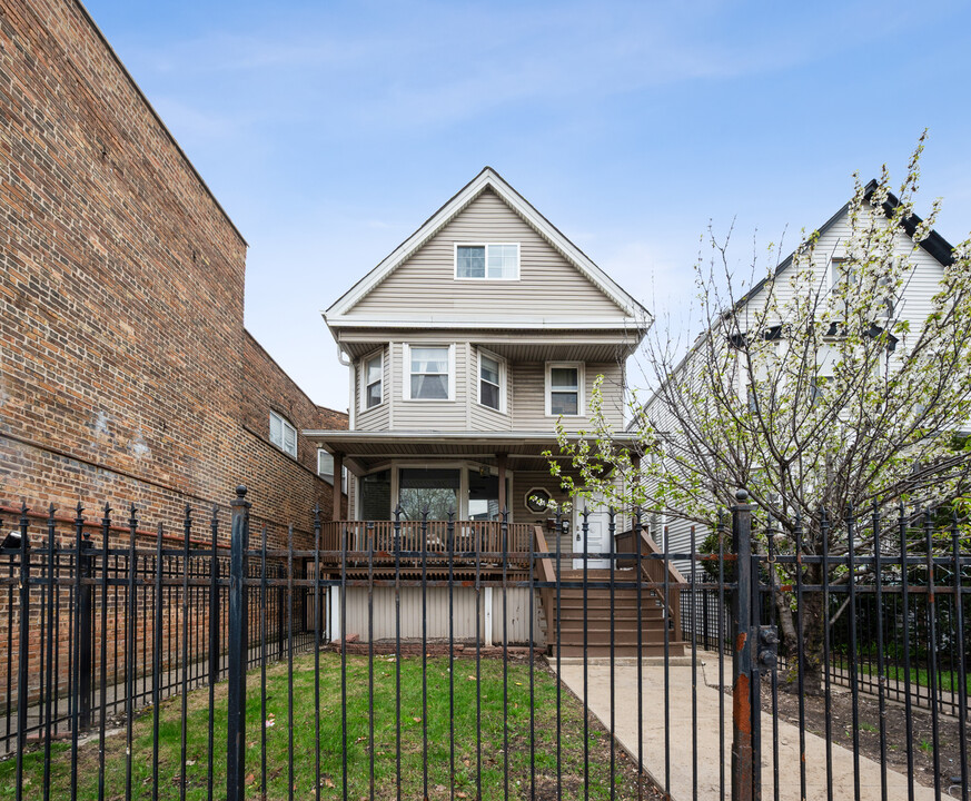 3514 N Cicero Ave in Chicago, IL - Building Photo
