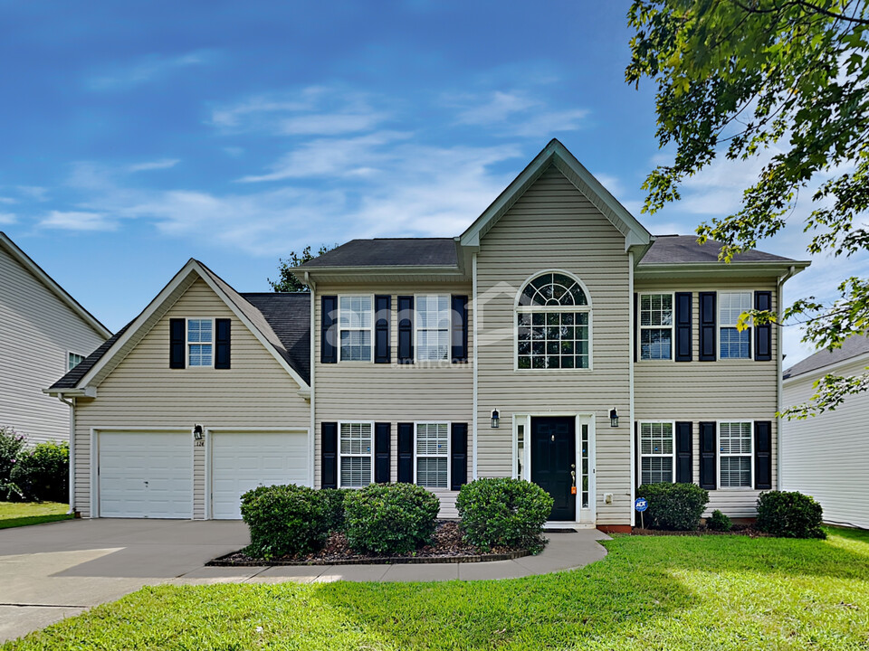 124 Madelia Pl in Mooresville, NC - Building Photo