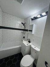 214 William St in Dayton, OH - Foto de edificio - Building Photo