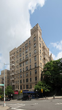 821-827 W 181st St in New York, NY - Building Photo - Building Photo