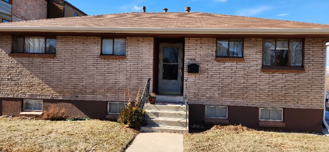 property at 5519 S Curtice St