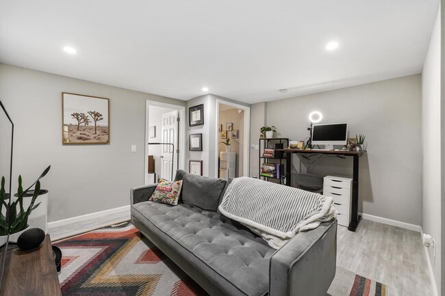 property at 519.5 Manila Ave
