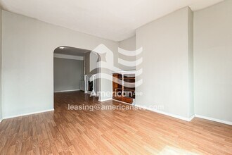 1605 Mobile Ave in Turtle Creek, PA - Foto de edificio - Building Photo