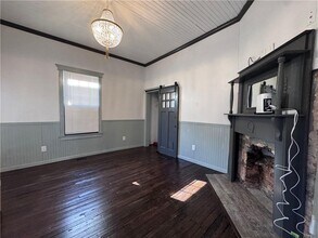 749 Cooper St SW, Unit 322 in Atlanta, GA - Foto de edificio - Building Photo