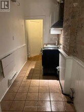 678 Huron St in Toronto, ON - Building Photo - Building Photo