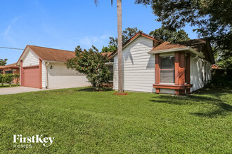 1401 SW Sudder Ave in Port St. Lucie, FL - Building Photo - Building Photo