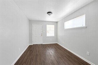 5708 Pickfair St in Houston, TX - Building Photo - Building Photo