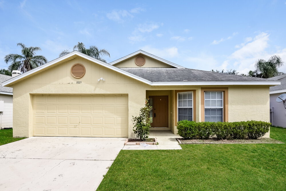 1825 Concord Dr in Apopka, FL - Building Photo