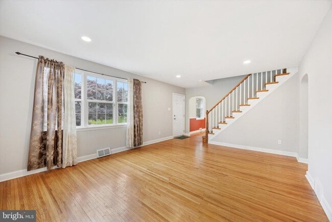 property at 116 Walnut Hill Ln