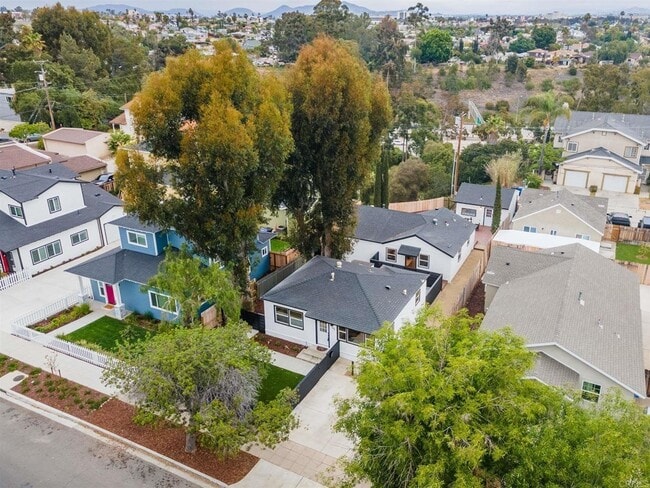 3561 Nile St in San Diego, CA - Building Photo - Building Photo