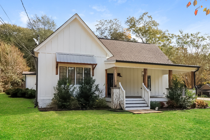 228 Mandeville Ave in Carrollton, GA - Building Photo