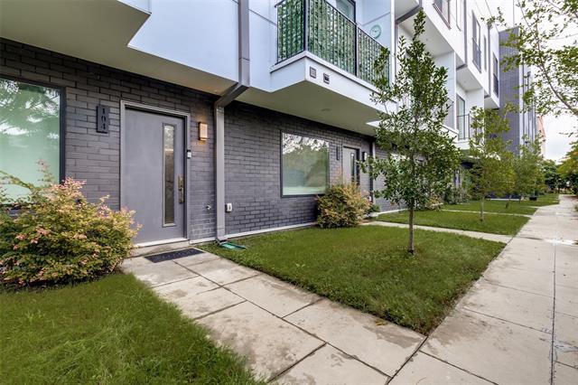 4640 Munger Ave in Dallas, TX - Building Photo - Building Photo