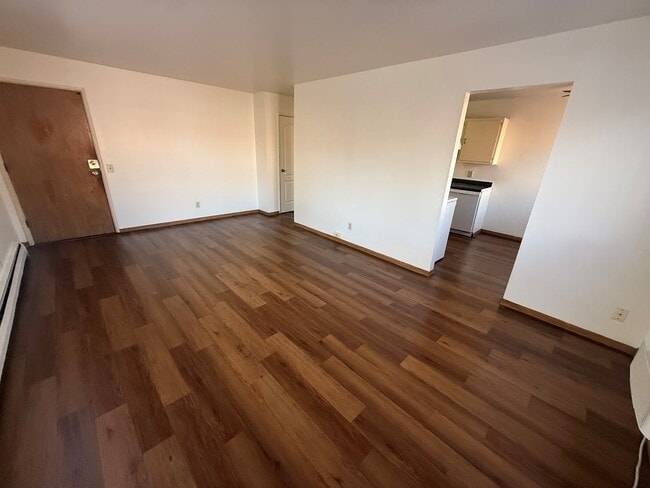 2506 Brentwood Pky, Unit B in Madison, WI - Foto de edificio - Building Photo