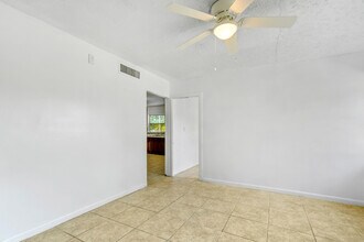 3122 Duban Terrace in Fort Pierce, FL - Building Photo - Building Photo