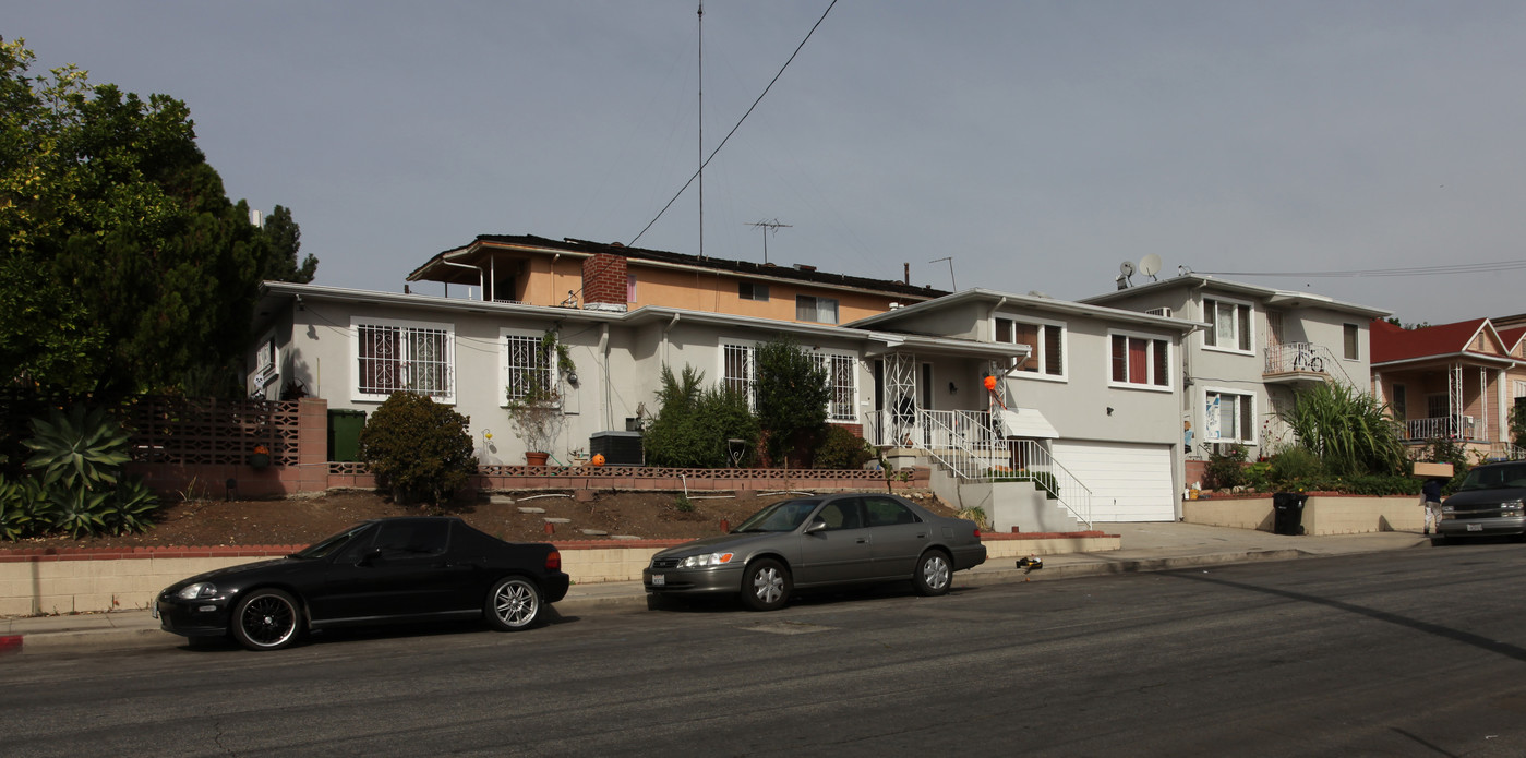 811-815 Beaudry Ave in Los Angeles, CA - Foto de edificio